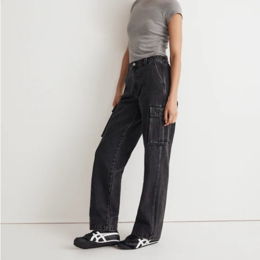 Madewell Low-Slung‎ Straight Cargo Jeans in Ranney Wash